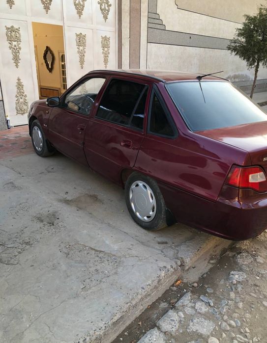 Nexia 2 sotiladi uqib keyin tel qlin