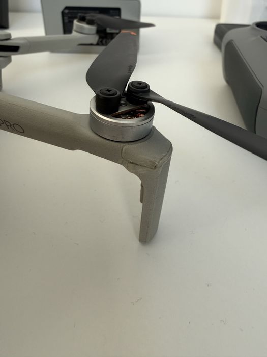 Drona DJI Mini 4 Pro