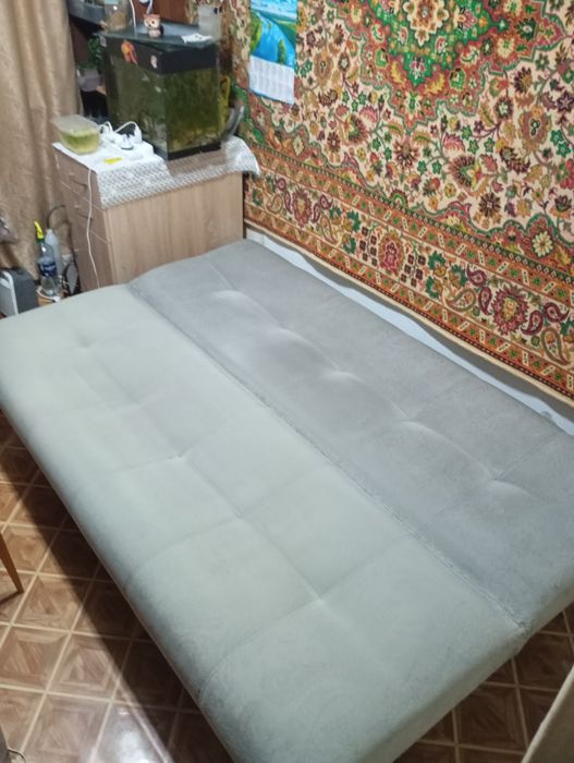 Продам раскладной диван-книжку  б/у