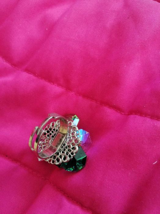 Пръстен от сваровски кристали