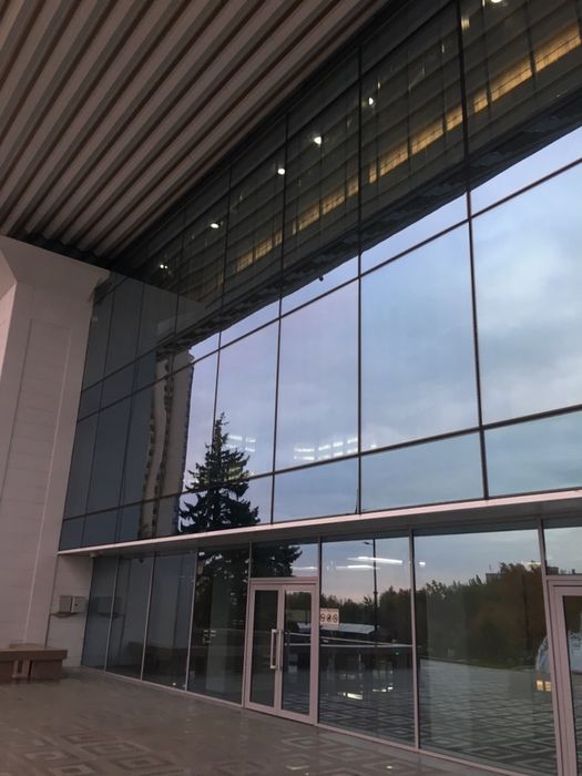 Изготовление и установка алюминиевых витражей, дверей, перегородок