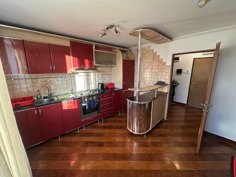 Apartament 2 camere decomandat 64 mp*mobilat+utilat in zona centrala!