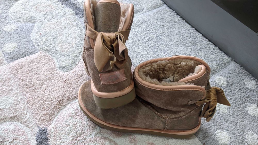 38 Номер Оригинални Дамски Обувки  Боти W UGG  Mini Bailey Bow II