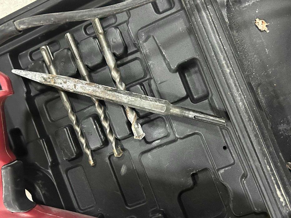 Перфоратор RAIDER RD-HD 38 800W 26mm 4 функции 2.5J