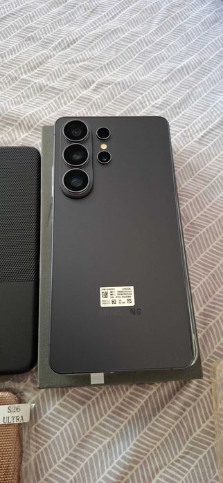 Samsung s26 ultra 256 gb memory  condition 10/10