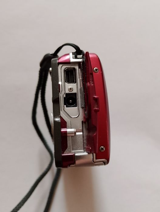 Фотоапарат-OLYMPUS