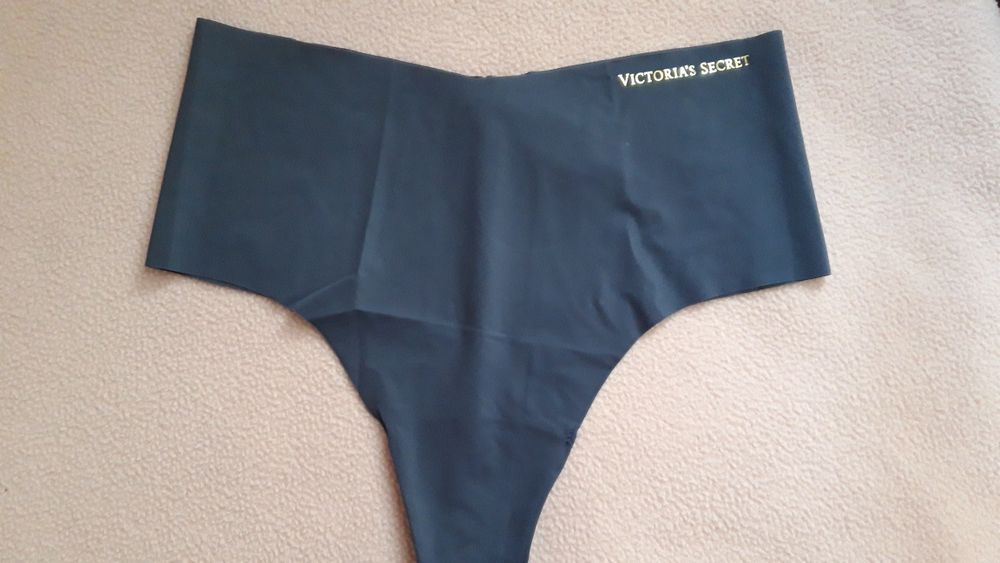 Оригинално безшевно бельо на Victoria's secret