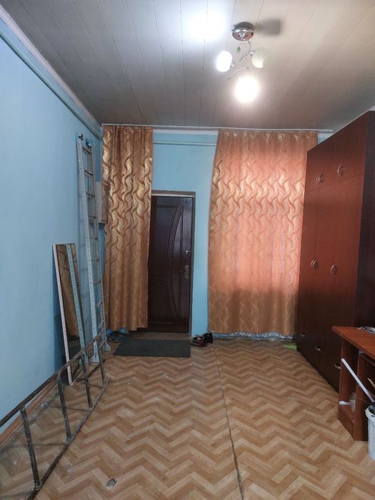 Продаётся 3хкомнатная квартира с высокими потолками