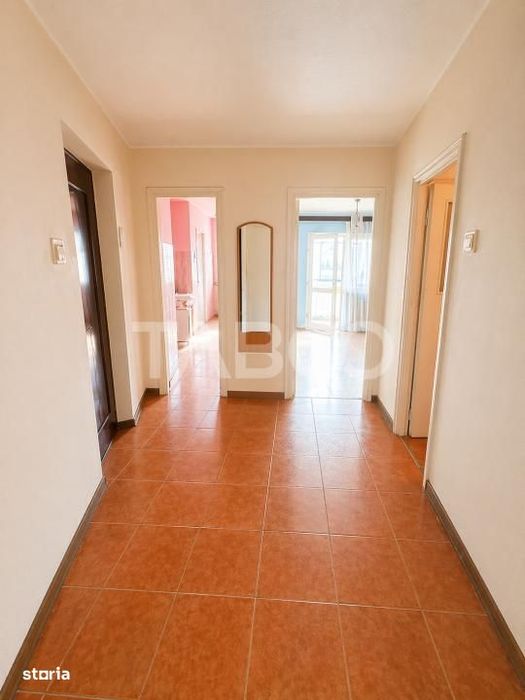Apartament cu 2 camere la etaj intermediar cartier Manastur Izlazului