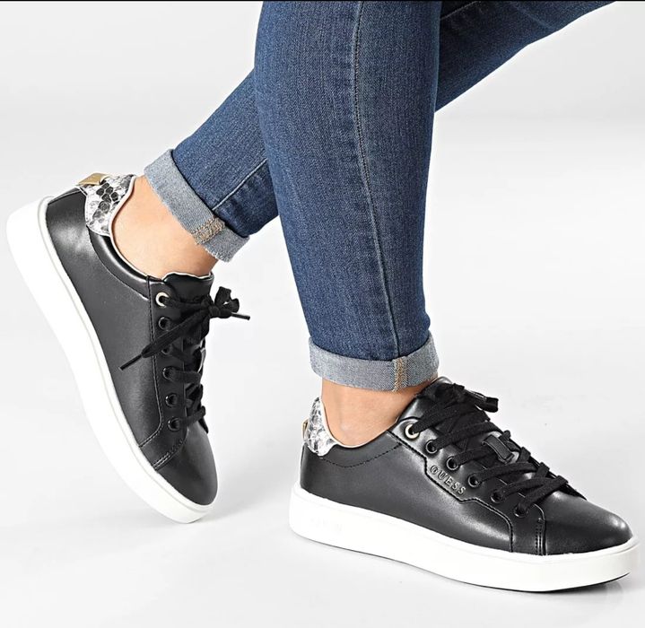 Guess сникърси Melanie FL7MEL PEL12