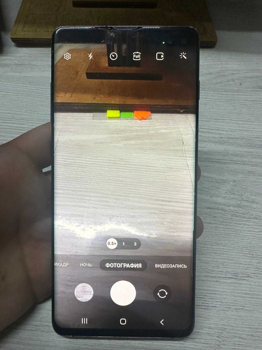 Samsung S10 Plus YAXSHI sotiladi