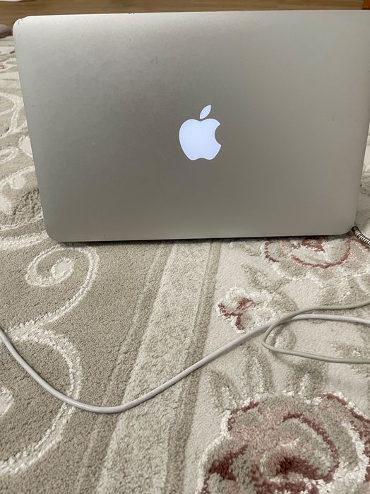 MacBook Air 2011-2012