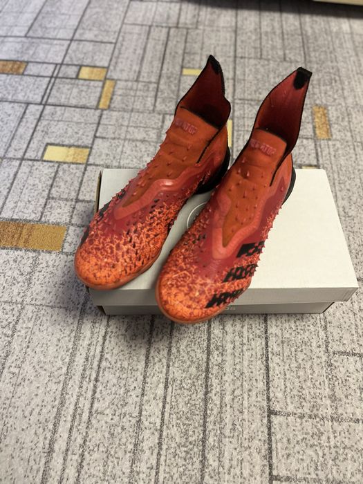 Сороконожки adidas predator
