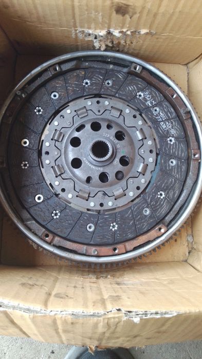 Vând ambreiaj 1.9, 2.0