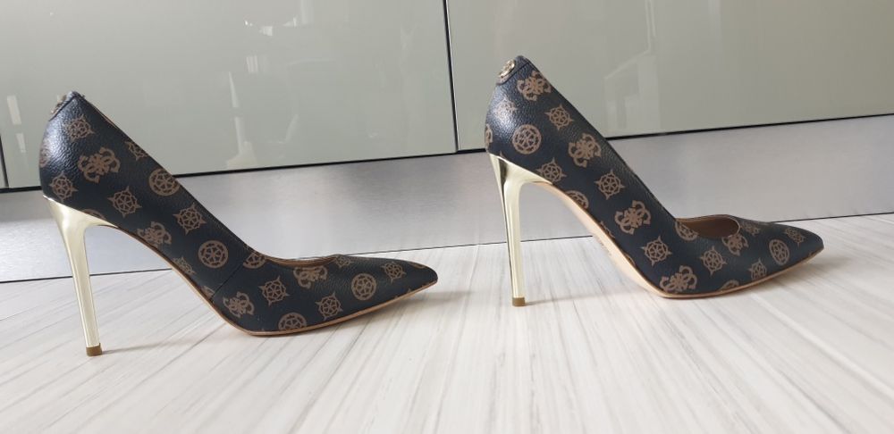 Guess  Womens Size 40/25.5см  ОРИГИНАЛ! Дамски токчета!