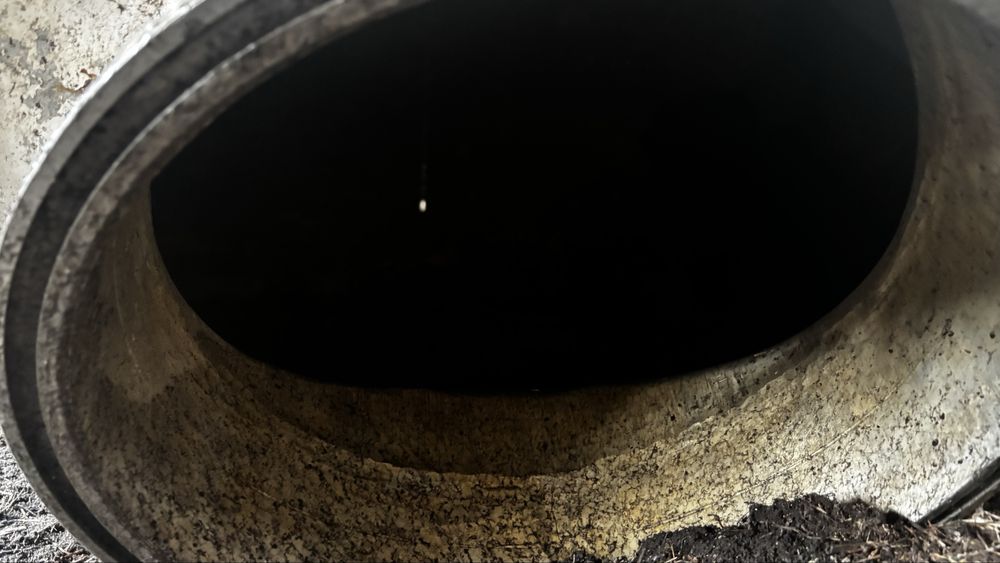 Алюминиевая емкость (бочка) ~1.5 куба.