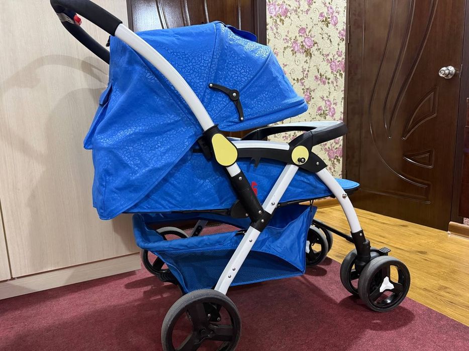 Коляска детская прогулочная