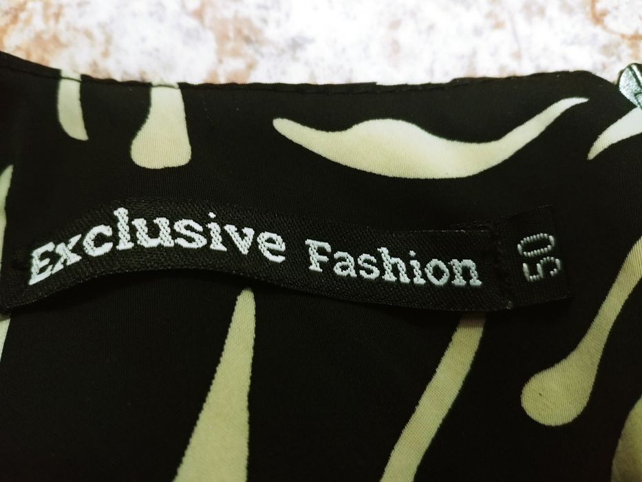 Продаю женское платье