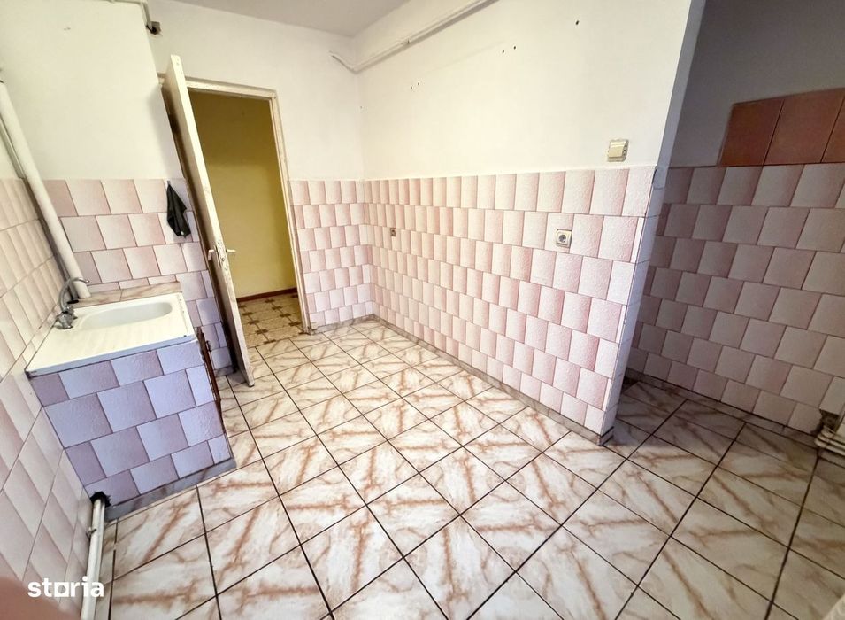 Apartament 2 camere decomandat ULTRACENTRAL Bals