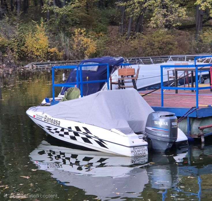 Barca Bayliner Capri 1700 cu motor Yamaha 100CP si peridoc Ellebi 1300