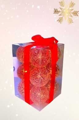 Елочные игрушки и гирлянды в Астане