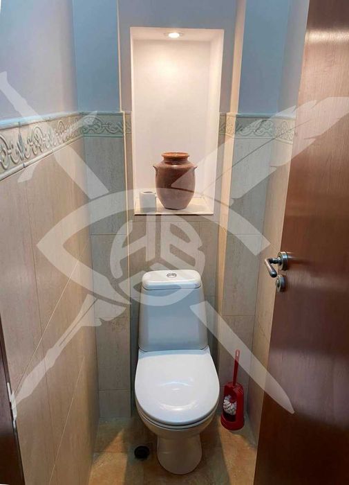 Дава се под наем Четиристаен апартамент в Варна, Общината - 120 кв.м за 1000 € - Снимка #11