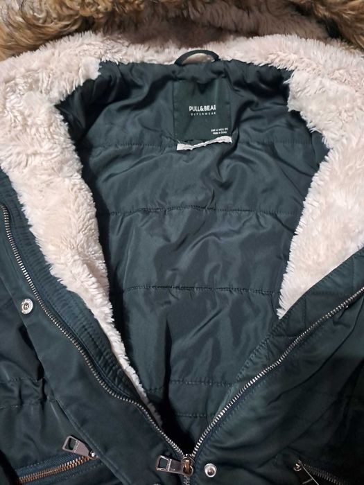 Много красива зимна парка