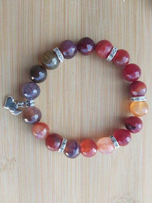 Ръчно изработени гривни уникати от естествен камък