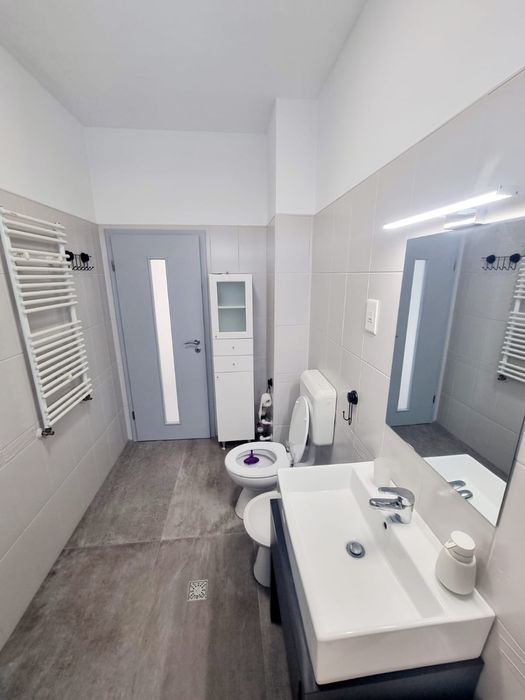 Vand apartament 2 camere 77mp  calea Torontalului