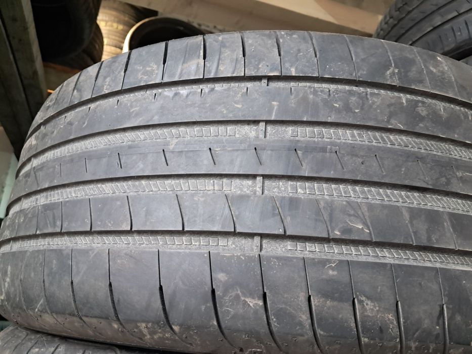 Anvelope second vara 245 45 R18 Goodyear