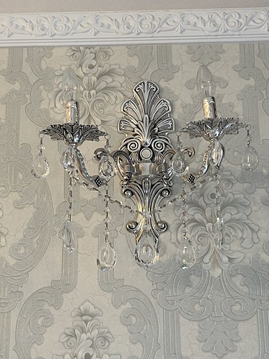 Люстра и 2 бра