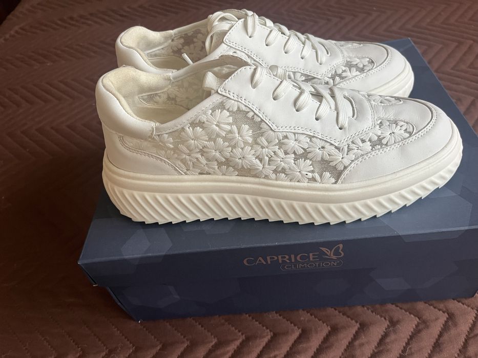 Дамски маратонки Caprice Climotion