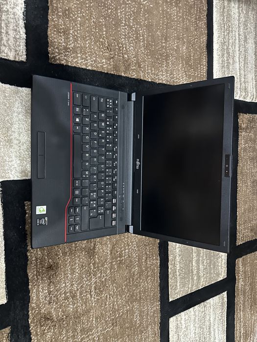 Laptop fujitsu E544 i 5