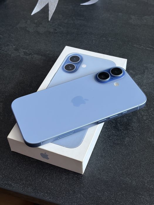 Vând Iphone 17 256GB