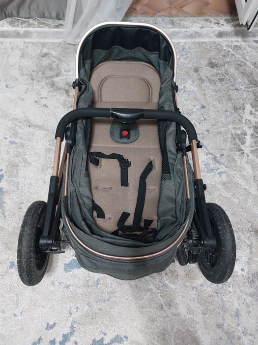 Продам детскую коляску