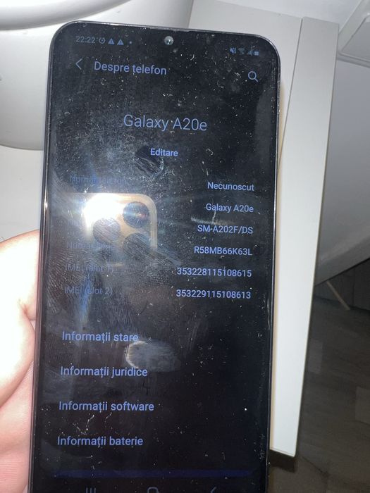 Vand Samung galaxy a20e