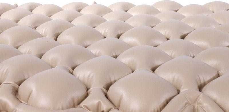 Противопролежневый бежевый матрас