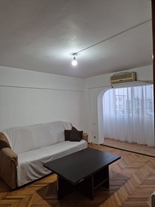 Închiriez două camere