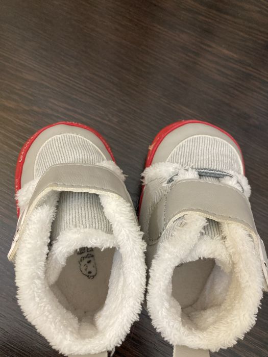 Детская обувь в лтличном состоянии