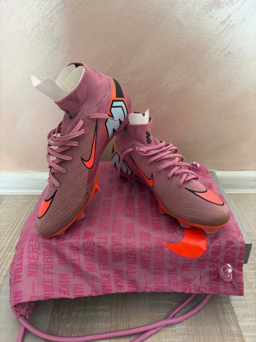 Професионални бутонки Nike