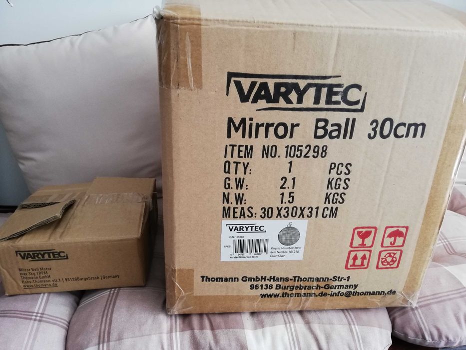 Огледално диско кълбо