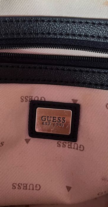 Малка раница guess
