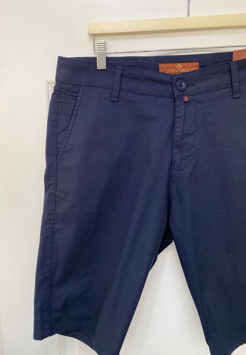 Pantaloni scurti Loro Piana, marimea 33