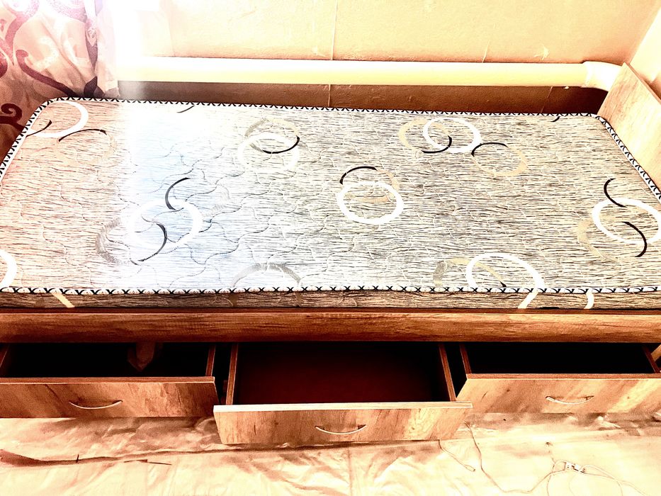 Продам кровать срочна за 50