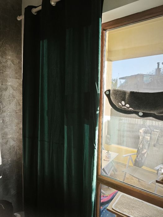 Столове зелени плюш уникално удобни + подарък плюшени зелени пердета