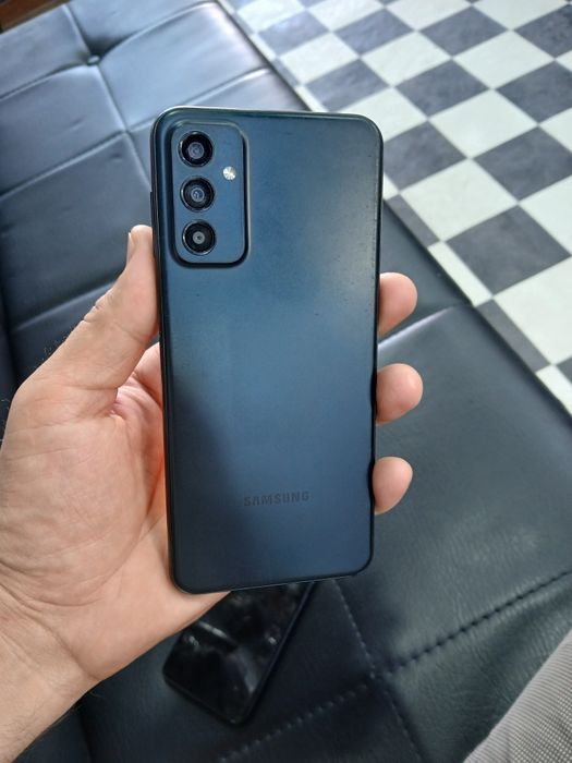 Samsung F23 5G ..