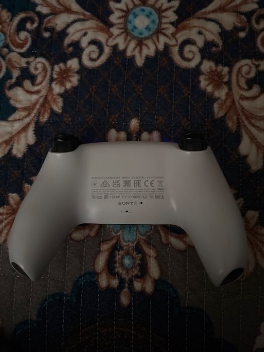 джостик для playstation 5