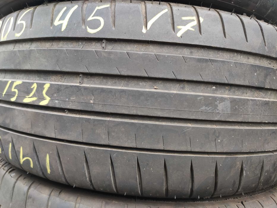 4бр Летни гуми 205 45 17 - Michelin