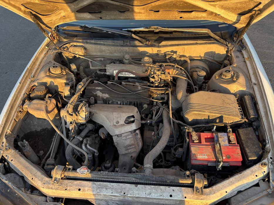 Продам машину Camry 15