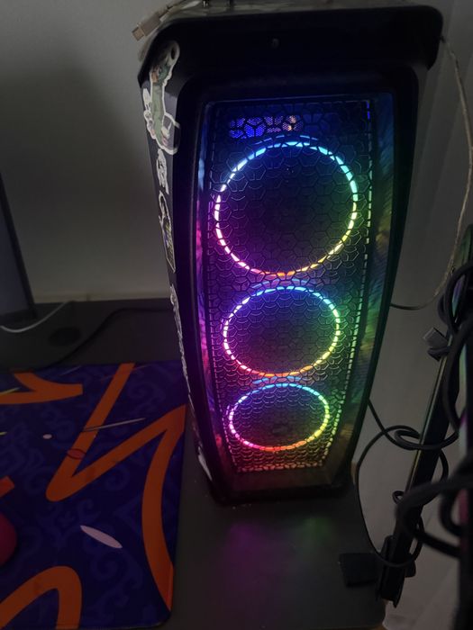RTX4060 Amd 5 5600